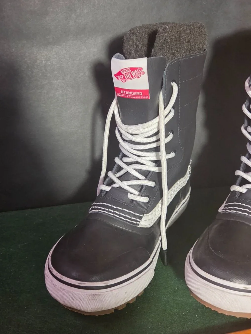 Vans Standard MTE Black Leather Winter Boots